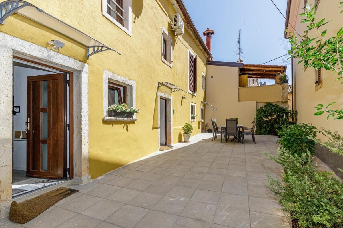 House Aves 2 Διαμέρισμα Kaštelir Εξωτερικό φωτογραφία